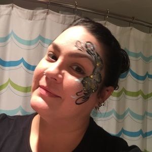 Meet your Posher, Stacy